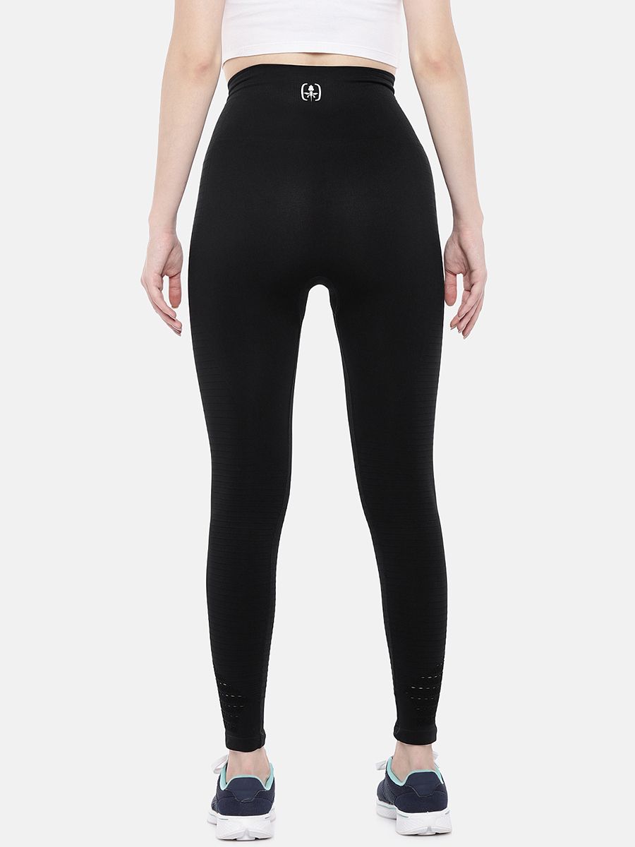 Swee Athletica- Vital Seamless Series Style 201- Black